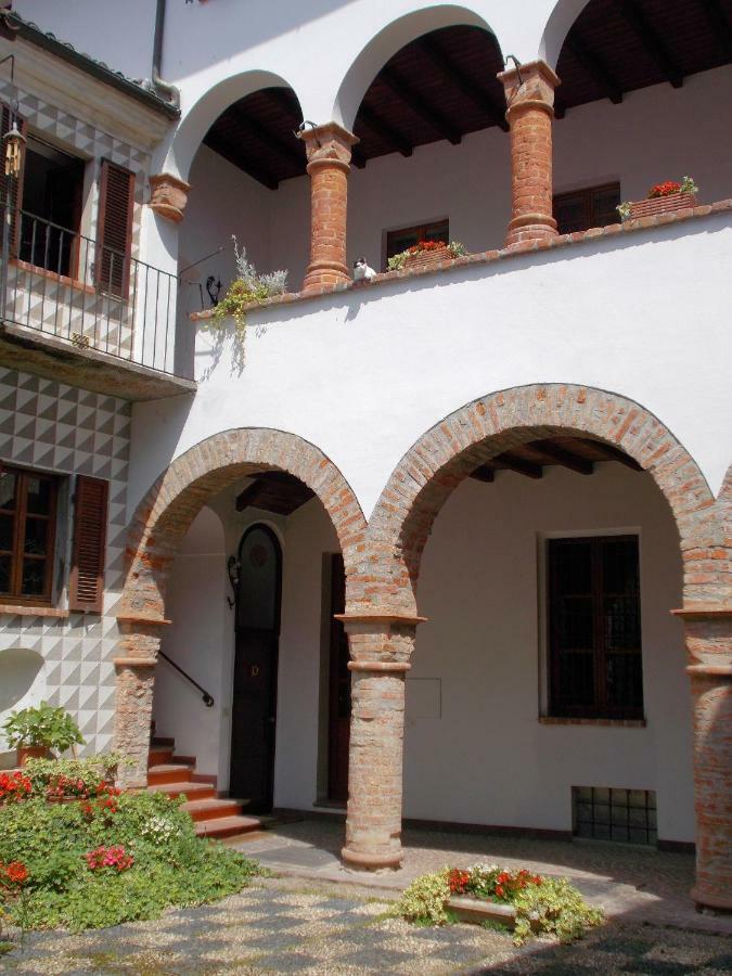 “La Loggia” Apartment カザーレ・モンフェッラート エクステリア 写真